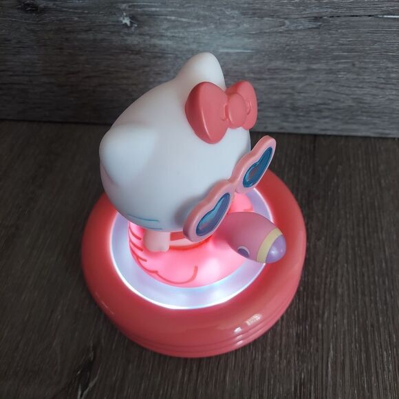 Hello Kitty Pool Mood Light - Picture 3 of 4